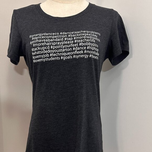 BELLA+CANVAS Other - BELLA+CANVAS Girl,s T-Shirt ( L) fits(M)